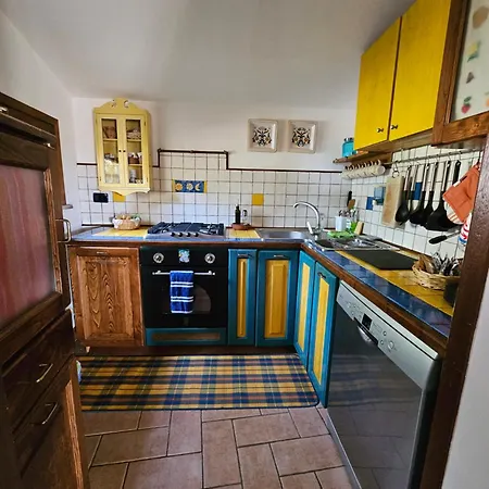 La Casetta Indipendente, Con Ampio Spazio Casa vacanze Fontechiari