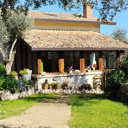 La Casetta Indipendente, Con Ampio Spazio Casa vacanze Fontechiari